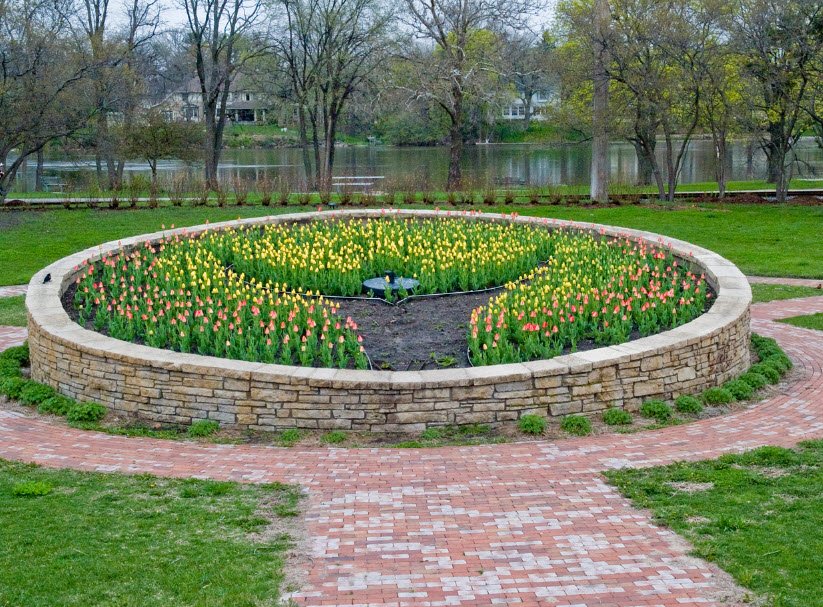 Sinnissippi Gardens, United States